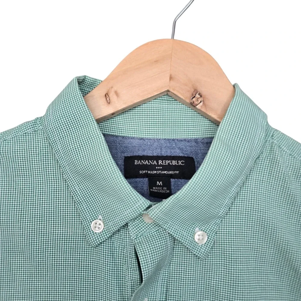 Banana Republic Shirt Mens Medium Green Button‎ Down Soft Wash Standard Fit